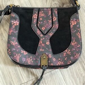 THE SAK Women's Playa Saddle Bag Black Folk Floral Crossbody